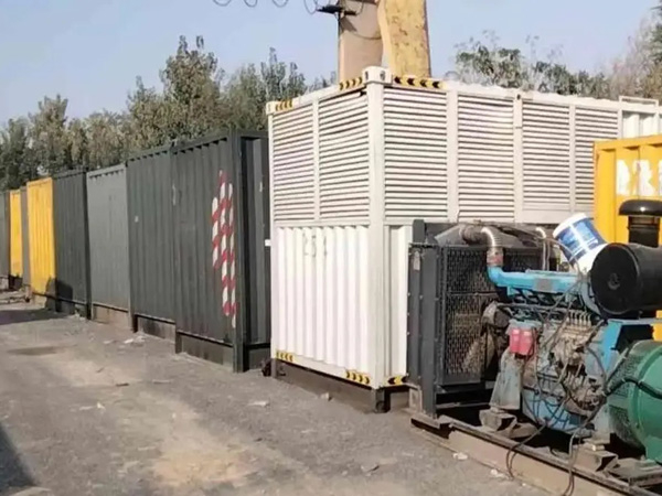 郾城200KW柴油发电机机组每小时油耗是多少?